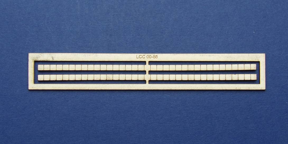 LCC 00-85 OO gauge embankment support top brick decoration Decoration strip for embankment support.